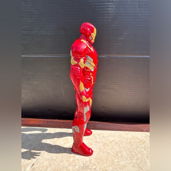 Iron Man 12 Inch Talking Super Hero Figure Marvel 2015 (Lights Up) Tested - Picture 6 of 7